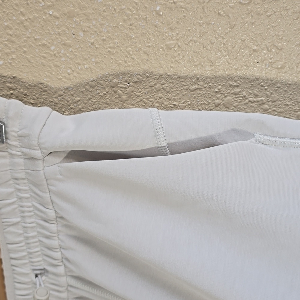 Lululemon Softstreme High Rise Shorts - Picture 3 of 9
